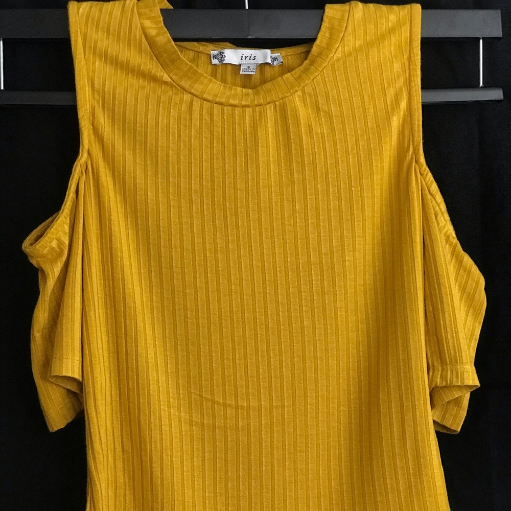 Iris- yellow blouse